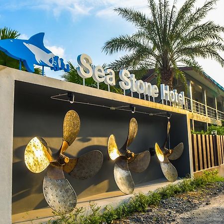 Sea Stone Hotel Накхон Си Тамарат Екстериор снимка