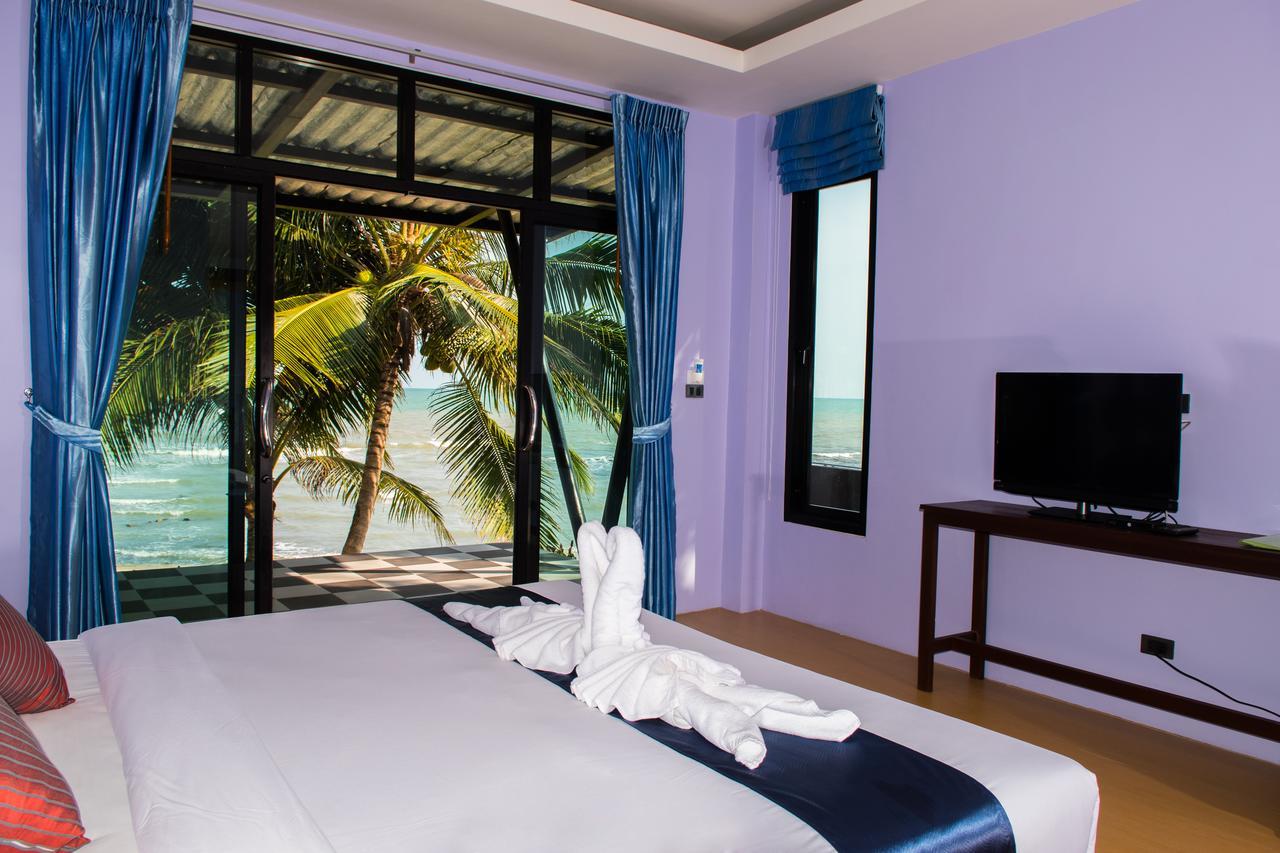 Sea Stone Hotel Накхон Си Тамарат Стая снимка
